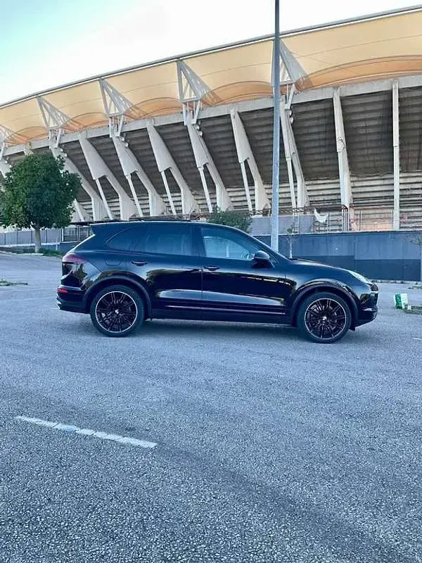 Usado Porsche Cayenne 262 CV (192 kW) 2015 Negro SUV