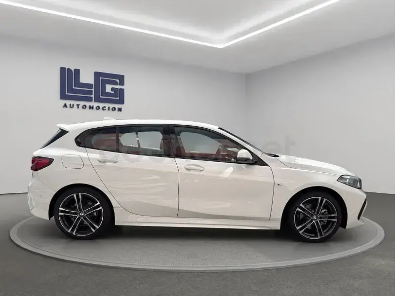 Usado BMW 116 116 CV (85 kW) 2021 Blanco Utilitario