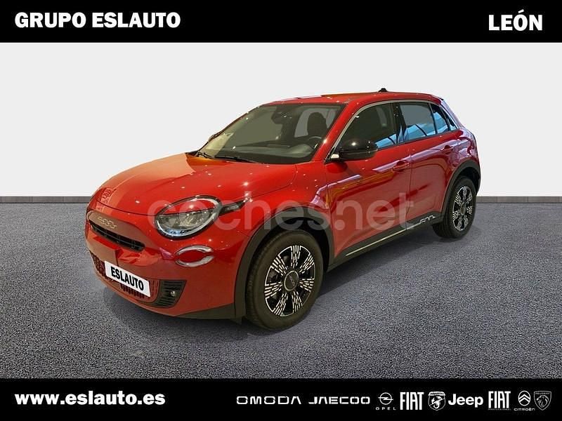 Nuevo Fiat 600 100 CV (73 kW) 2025 Rojo SUV
