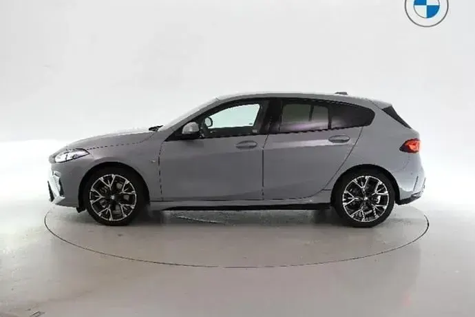 Usado BMW 120 Comfort Edition 170 CV (125 kW) 2025 Utilitario