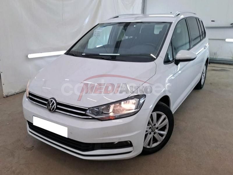 Blanco Usado 2021 VW Touran Advance Monovolumen | 20.990 € (Precio justo) - Imagen 1/4
