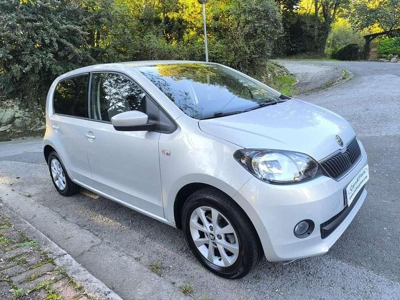 Usado Skoda Citigo Active 60 CV (44 kW) 2014 Plateado Utilitario
