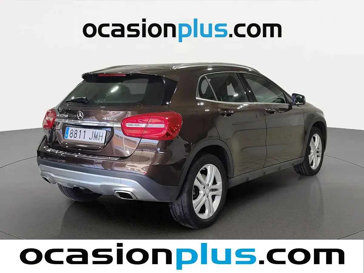 Usado Mercedes GLA250 Urban 211 CV (155 kW) 2016 Marrón SUV