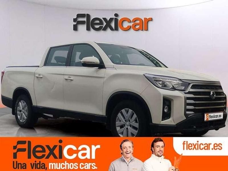 Blanco Usado 2023 Ssangyong (KGM) Musso SUV | 23.990 € - Imagen 1/4