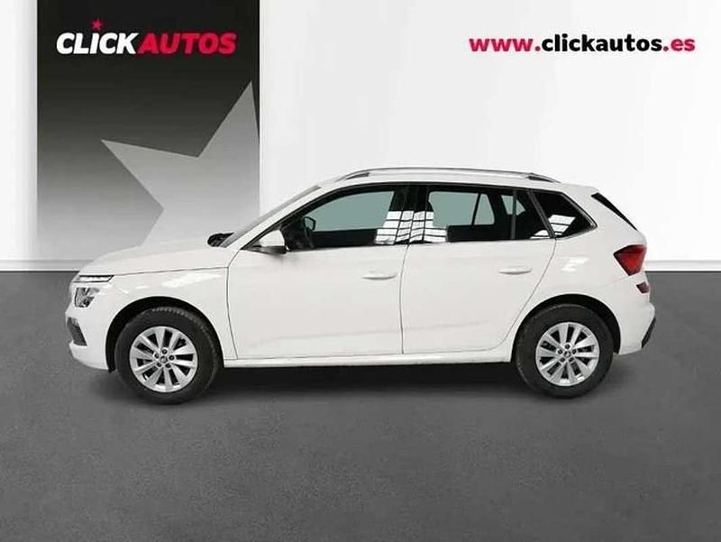 Usado Skoda Kamiq Selection 95 CV (69 kW) 2025 Blanco SUV