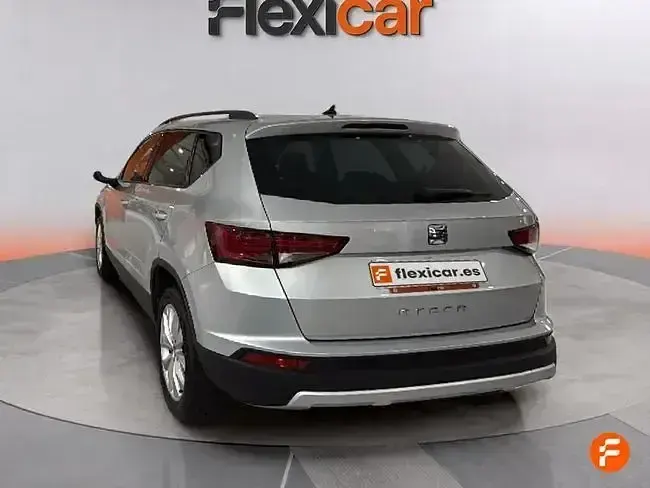 Usado Seat Ateca Reference 115 CV (84 kW) 2018 Gris SUV