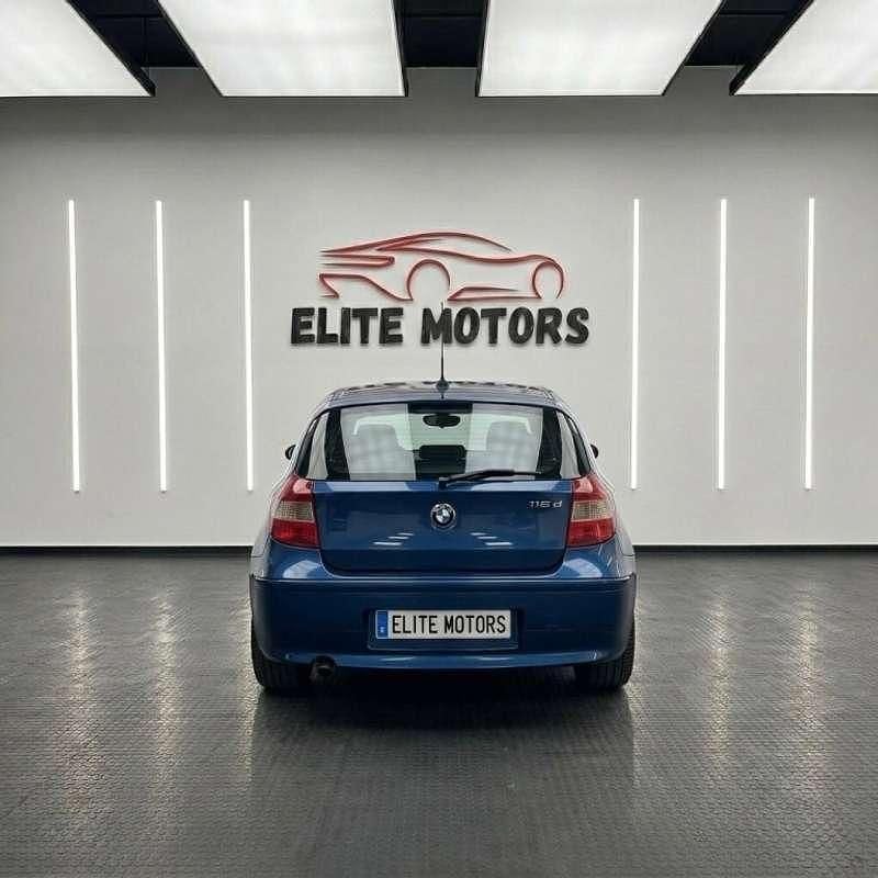 Usado BMW 118 122 CV (89 kW) 2005 Azul Utilitario