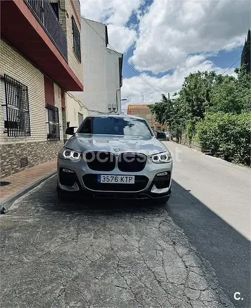 Usado BMW X4 231 CV (169 kW) 2019 Gris / plata SUV