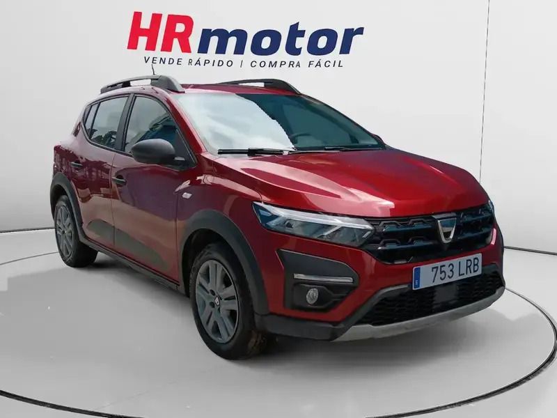 Rojo Usado 2021 Dacia Sandero Essentiel Utilitario | 11.240 € (Buen precio) - Imagen 1/4