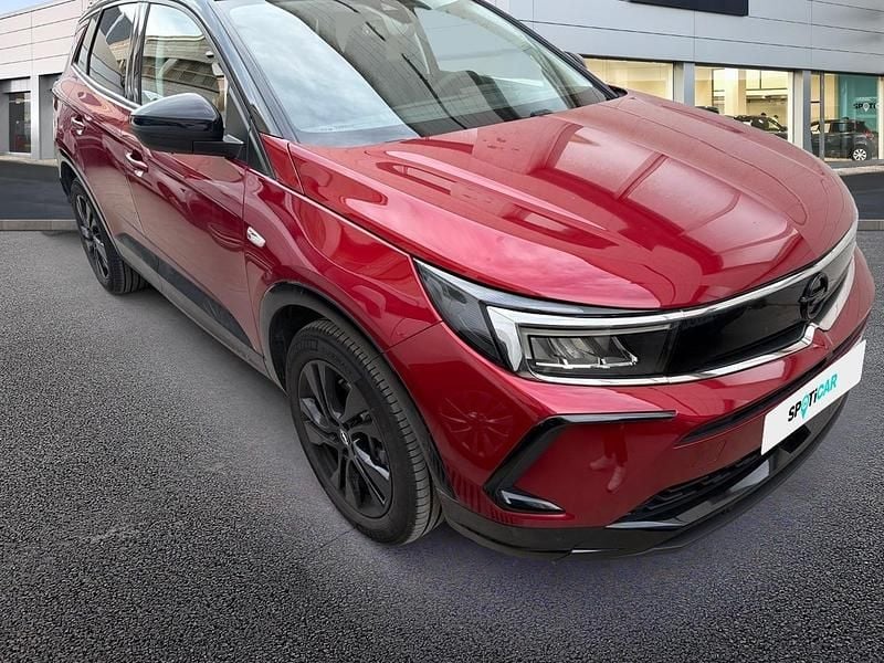 Używany Opel Grandland X S 147 KM (108 kW) 2025 Czerwony SUV
