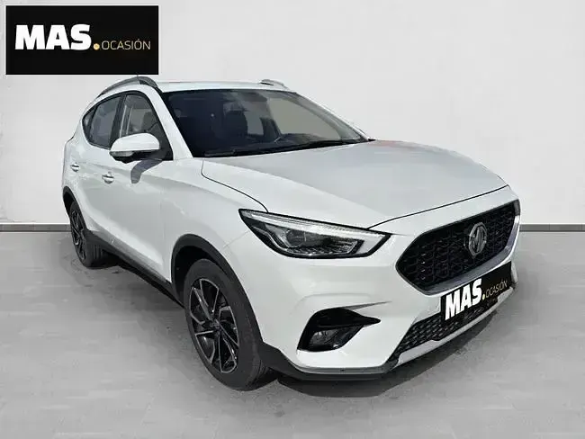 Usado MG ZS Luxury 111 CV (81 kW) 2023 Blanco SUV
