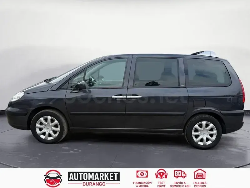 Usado Peugeot 807 136 CV (100 kW) 2006 Negro Monovolumen