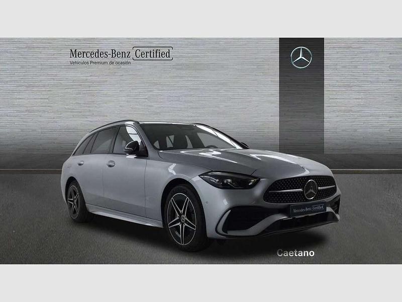Usado Mercedes C300e 313 CV (230 kW) 2025 Plateado Familiar