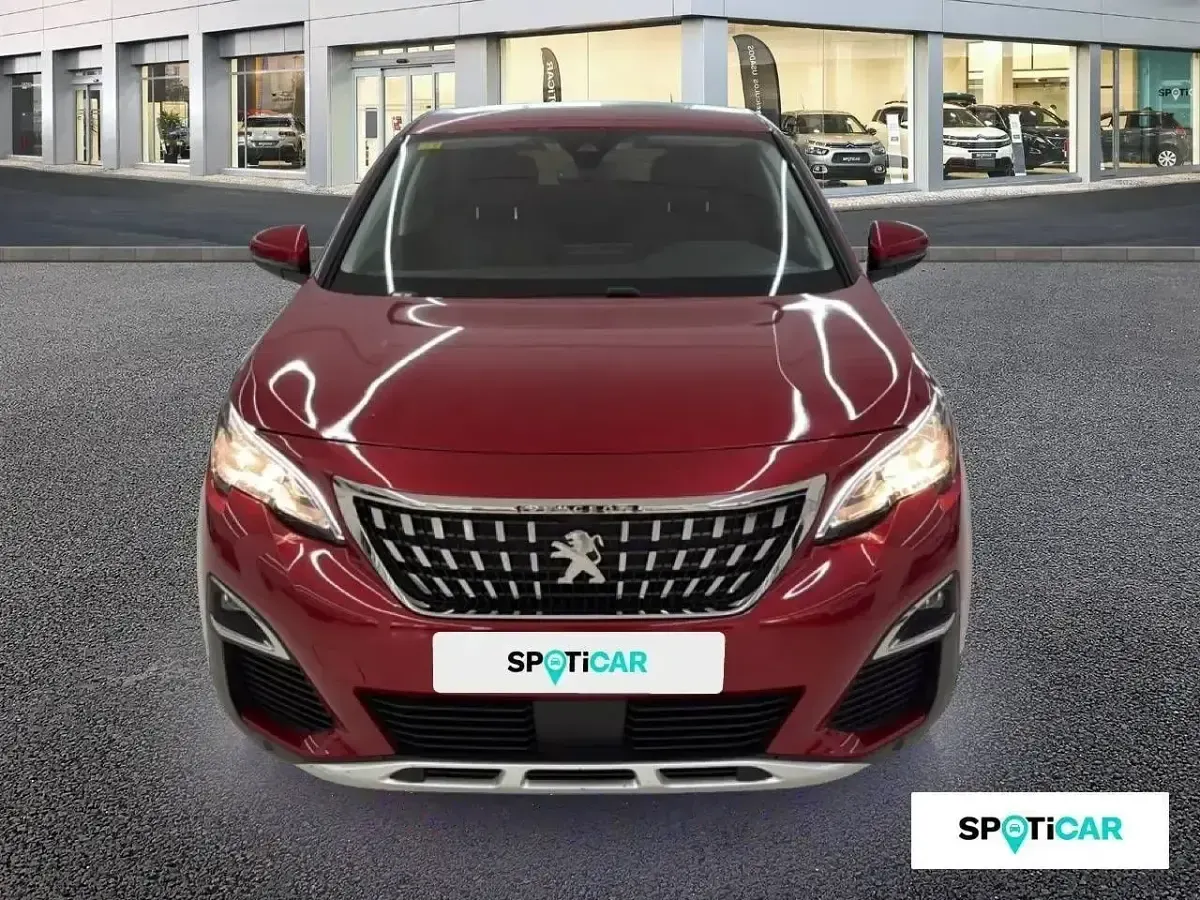Usado Peugeot 3008 Allure 130 CV (95 kW) 2020 Rojo SUV