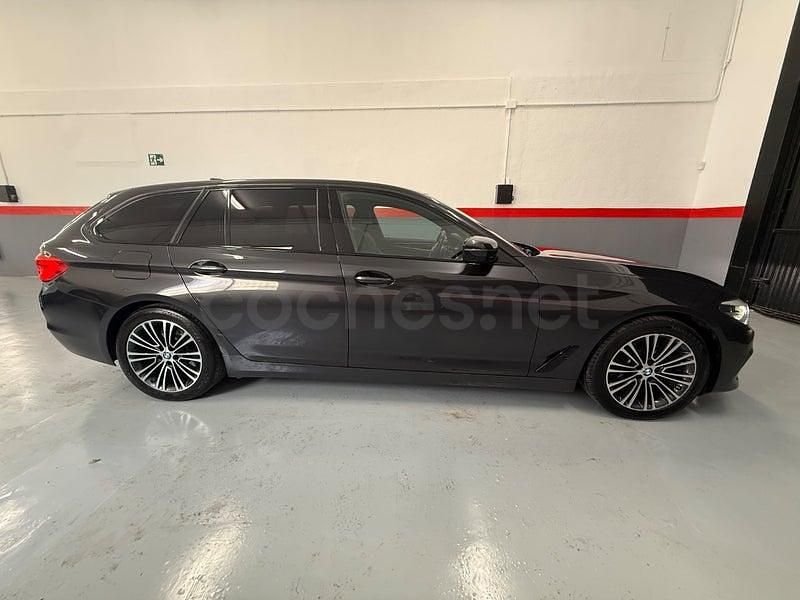 Usado BMW 520 Comfort Edition 190 CV (139 kW) 2020 Gris / plata Familiar