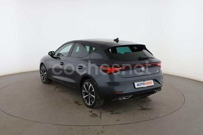 Usado Seat Leon FR 204 CV (150 kW) 2020 Gris Berlina