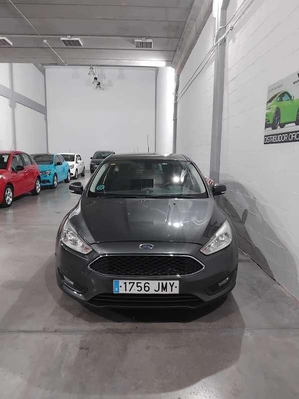 Usado Peugeot 308 Business-Line 99 CV (72 kW) 2018 Negro Utilitario