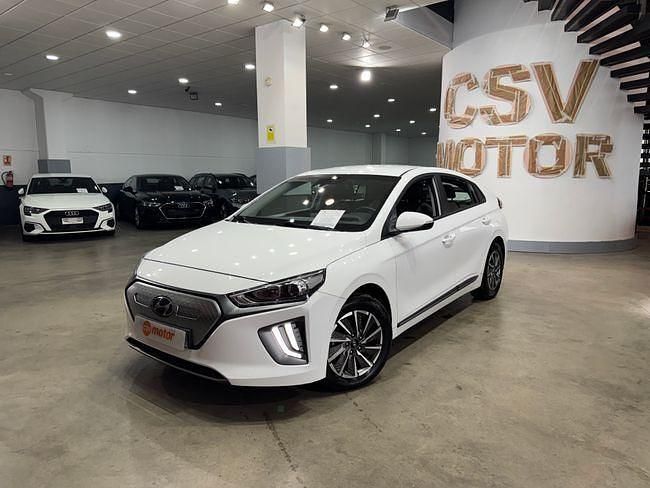 Usado Hyundai Ioniq 100 kW (137 CV) 2021 Blanco Utilitario