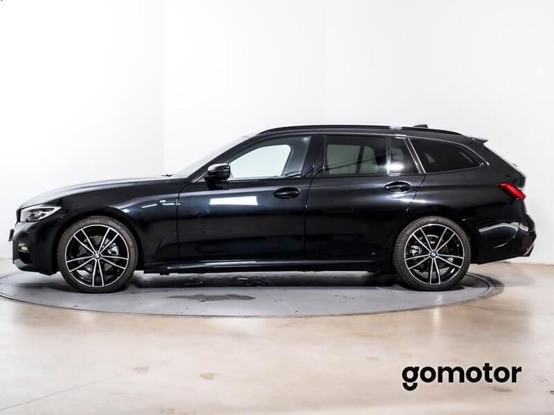 Usado BMW 320 M Sport 190 CV (139 kW) 2021 Negro  saphirschwarz Familiar