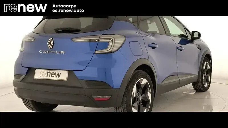 Usado Renault Captur Techno 100 CV (73 kW) 2025 Azul SUV
