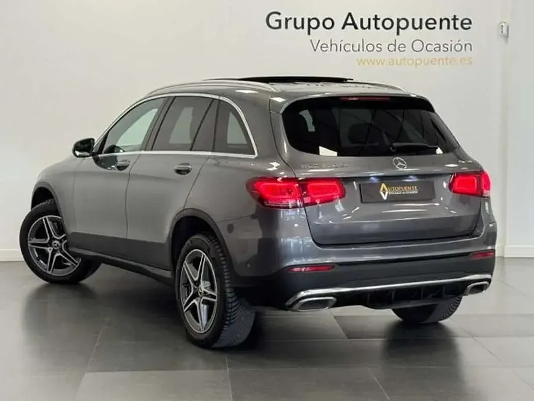Käytetty Mercedes GLC63 AMG AMG 306 HP (225 kW) 2022 Harmaa Katumaasturi