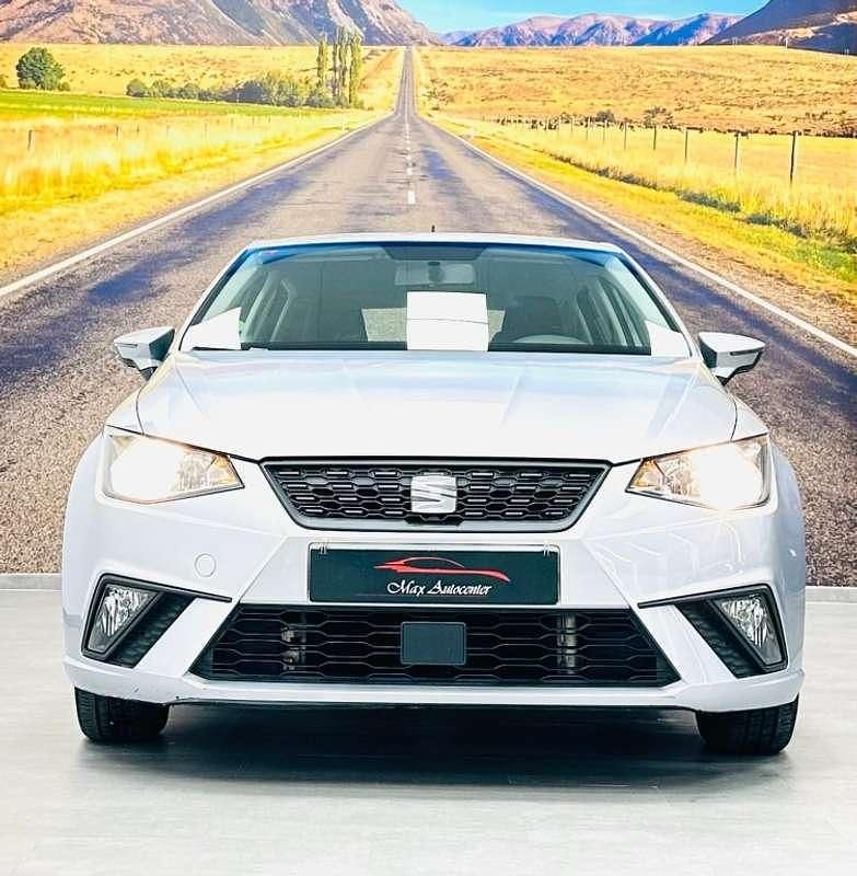 Usado Seat Ibiza Style 95 CV (69 kW) 2021 Plateado Utilitario