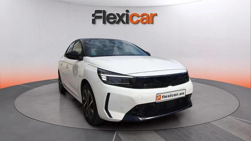 Usado Opel Corsa 101 HP (74 kW) 2024 Branco Sedan