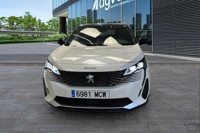 Usado Peugeot 3008 GT 225 CV (165 kW) 2022