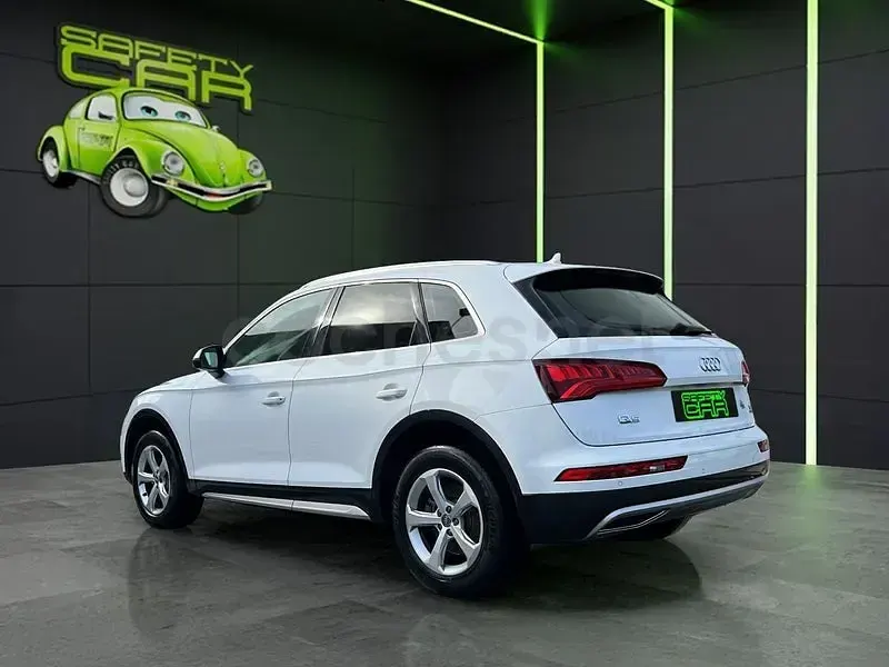 Usado Audi Q5 Design 190 CV (139 kW) 2019 Blanco SUV