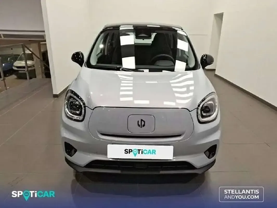 Nuevo Leapmotor T03 69 kW (95 CV) 2025 Gris Utilitario