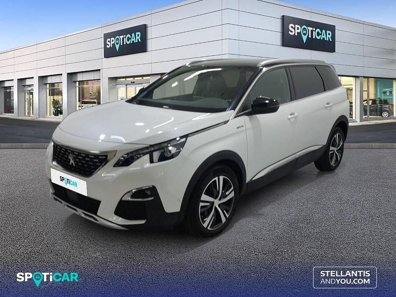 Usado Peugeot 5008 GT-line 130 CV (95 kW) 2020 Blanco SUV