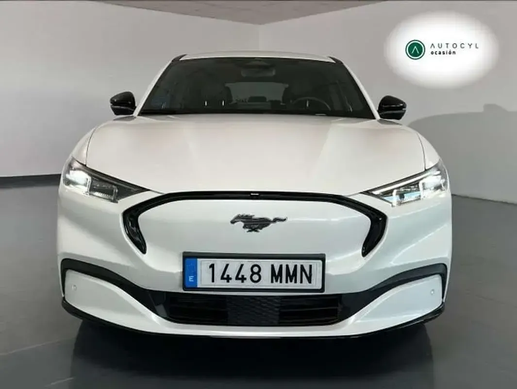 Usado Ford Mustang Mach-E Premium 216 kW (294 CV) 2024 Blanco SUV
