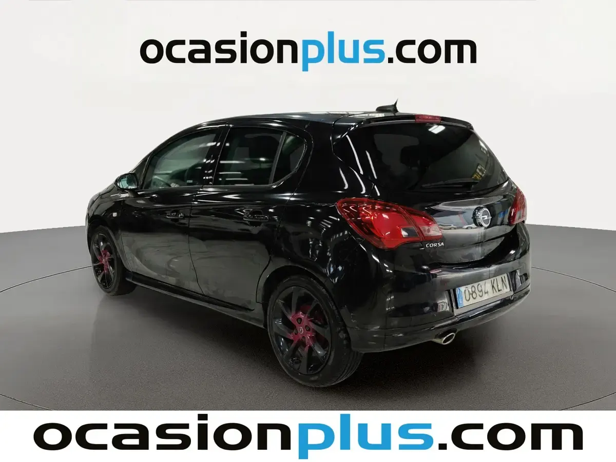 Usado Opel Corsa Selective 90 CV (66 kW) 2018 Negro Utilitario