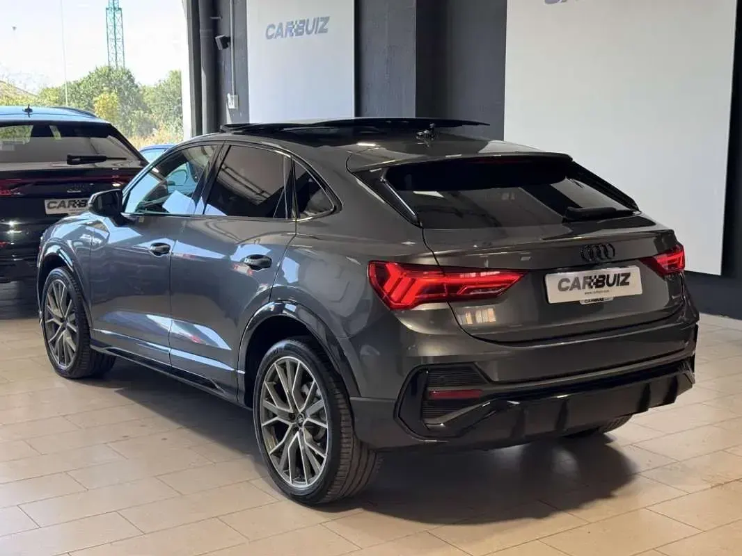 Usado Audi Q3 Sportback Design 200 CV (147 kW) 2021 Gris SUV