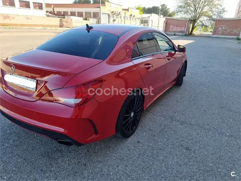 Usado Mercedes CLA250 AMG line 211 CV (155 kW) 2015 Rojo Coupe