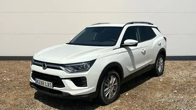 Usado SsangYong Korando 149 CV (109 kW) 2022 Blanco SUV