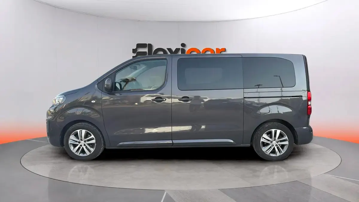 Usado Peugeot Traveller Active 150 CV (110 kW) 2019 Gris Monovolumen