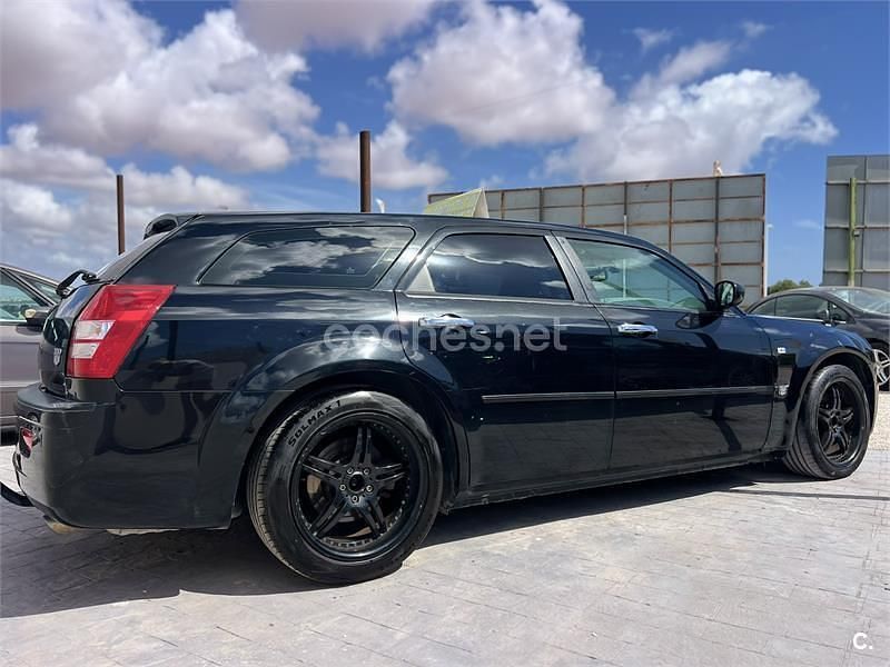 Usado Chrysler 300C Touring 218 CV (160 kW) 2006 Negro Familiar