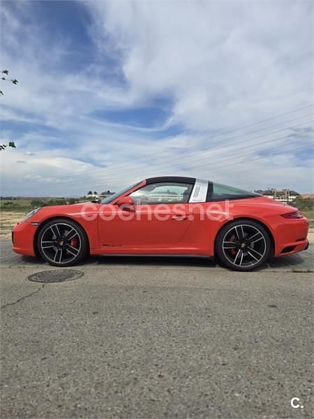 Usado Porsche 911 420 CV (308 kW) 2017 Rojo Coupe
