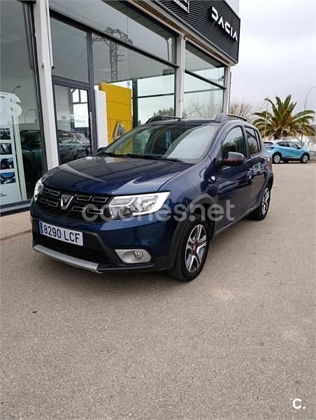 Usado Dacia Sandero Comfort 95 CV (69 kW) 2019 Azul Berlina