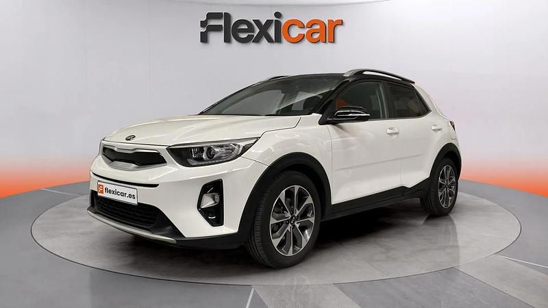 Usado Kia Stonic 101 CV (74 kW) 2018 Blanco SUV