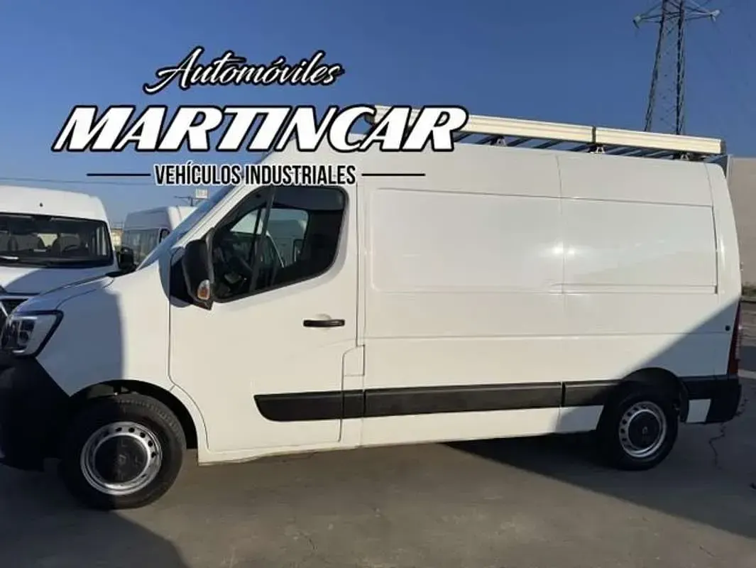 Usado Renault Master 135 CV (99 kW) 2020 Gris Monovolumen
