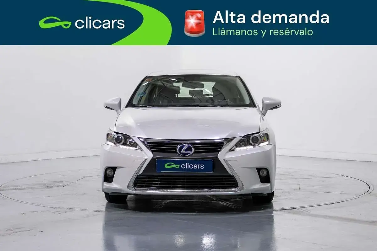 Usado Lexus CT200h Executive Line 99 CV (72 kW) 2016 Blanco Berlina