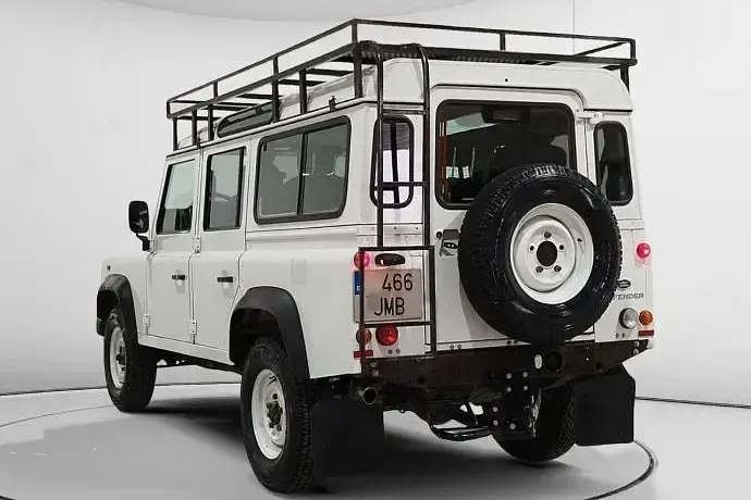 Usado Land Rover Defender SE 122 HP (89 kW) 2016 Carrinha