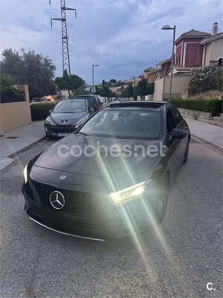 Usado Mercedes A200 150 CV (110 kW) 2021 Negro Berlina