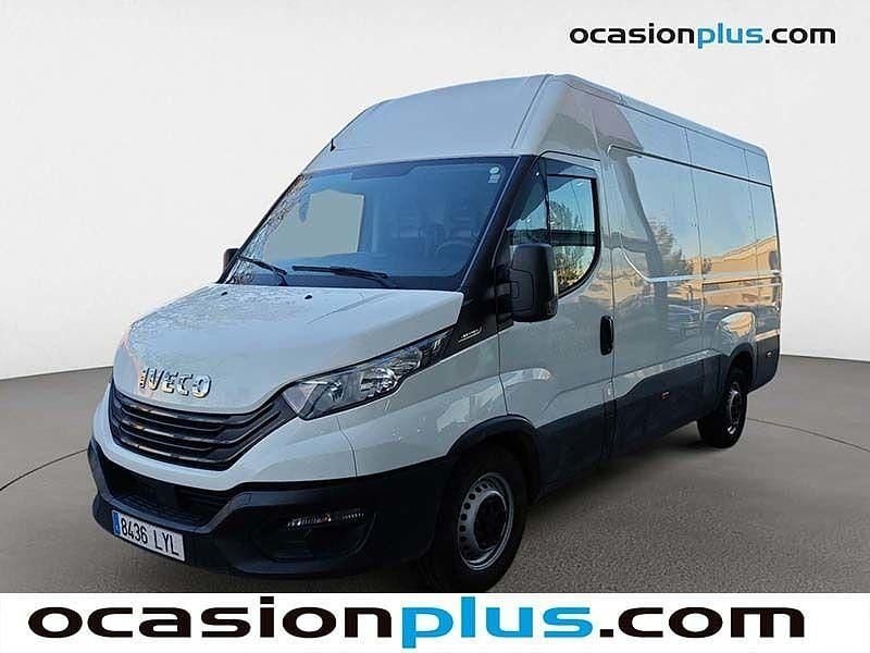 Blanco Usado 2022 Iveco Daily Berlina | 20.623 € (Super precio) - Imagen 1/3