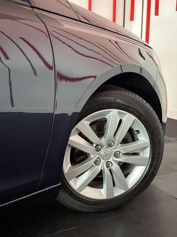 Usado Peugeot 308 SW Business-Line 120 CV (88 kW) 2017 Azul Familiar