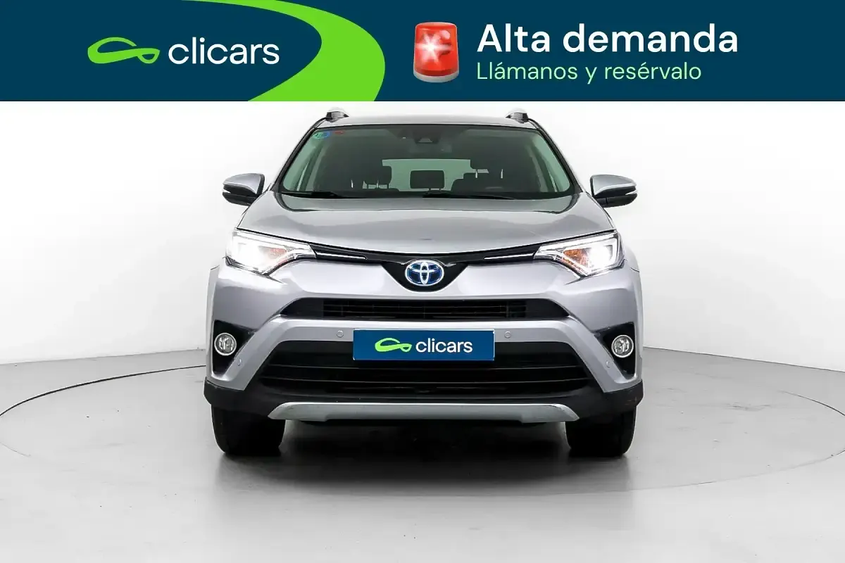 Usado Toyota RAV4 Hybrid Advance 152 CV (111 kW) 2017 Blanco SUV