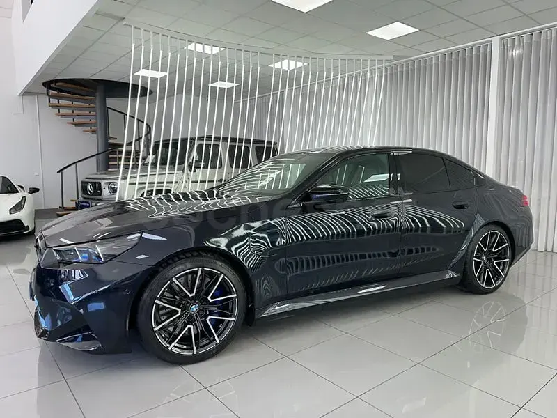 Usado BMW M5 Comfort Edition 727 CV (534 kW) 2025 Negro Berlina