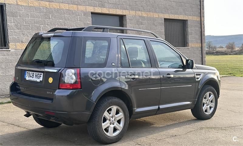 Negro Usado 2011 Land Rover Freelander 2 S SUV | 8500 € (Precio justo) - Imagen 1/4